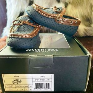 Kenneth Cole Baby Moccasin size 4c